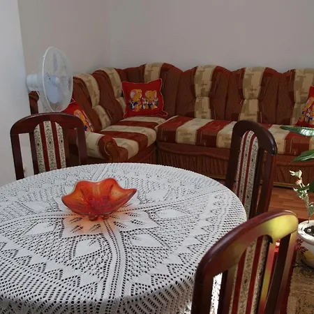 Апартаменти By The Sea Slatine, Ciovo - 972 Трогір